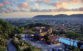 Ippotur Medieval Resort